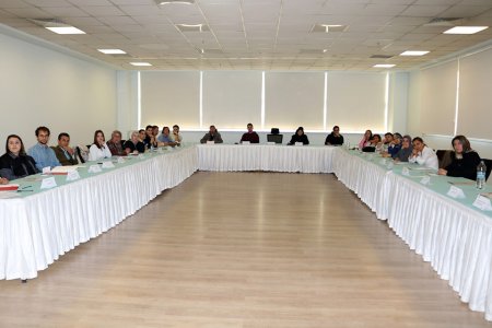 Isparta İl Sağlık Müdürlüğünde eğitimler devam ediyor