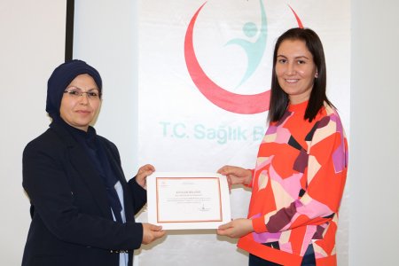 Isparta İl Sağlık Müdürlüğünde eğitimler devam ediyor