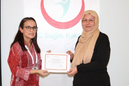 Isparta İl Sağlık Müdürlüğünde eğitimler devam ediyor
