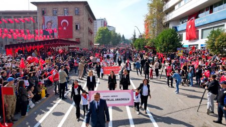 Sen çok yaşa Cumhuriyet