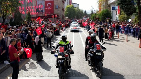 Sen çok yaşa Cumhuriyet