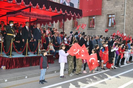 Sen çok yaşa Cumhuriyet