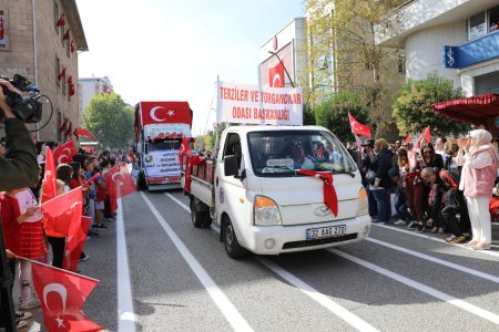 Isparta Esnaf Odaları Birliği törene renk kattı