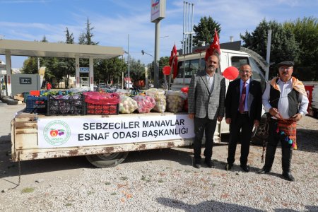 Isparta Esnaf Odaları Birliği törene renk kattı