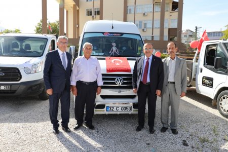 Isparta Esnaf Odaları Birliği törene renk kattı
