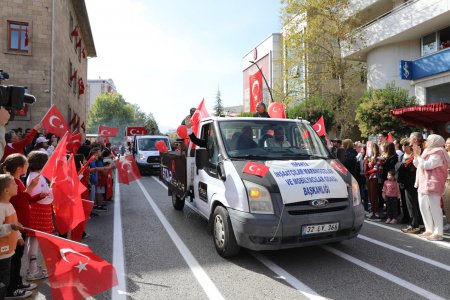 Isparta Esnaf Odaları Birliği törene renk kattı