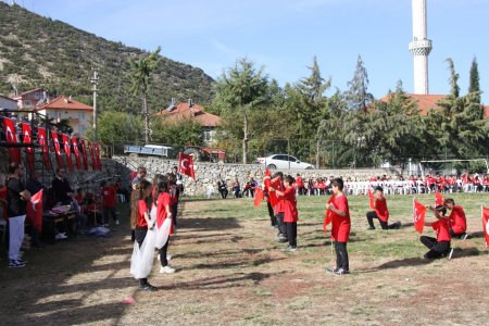 Sarıidris’te Cumhuriyet Coşkusu