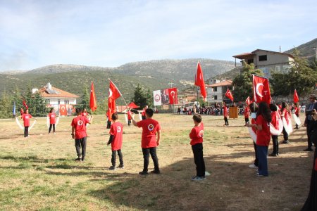 Sarıidris’te Cumhuriyet Coşkusu