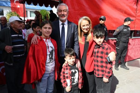 Başdeğirmen çiftine büyük ilgi