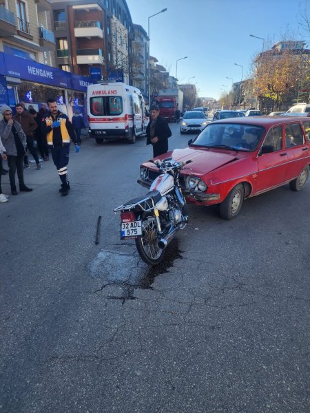 Kafa kafaya çarpıştılar