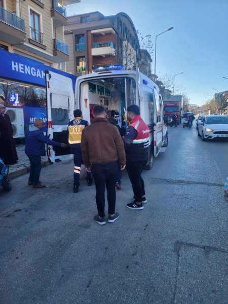 Kafa kafaya çarpıştılar