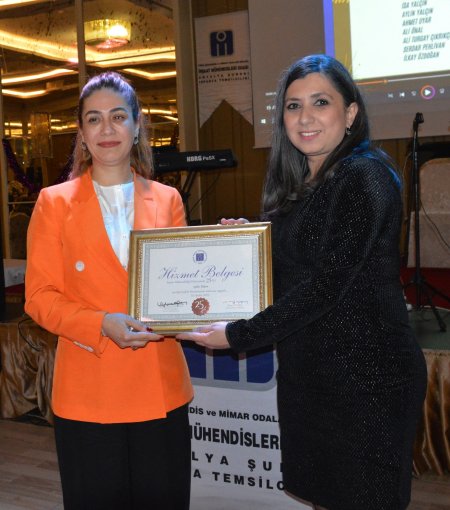 İnşaat Mühendisleri Odası'nda kutlama
