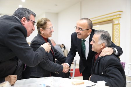 İyi Parti Ahmet Tural’ın etrafında birleşti 