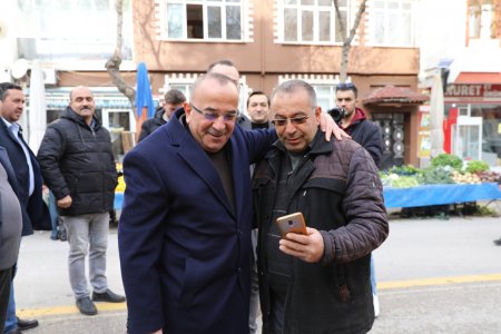 Başkan Adayı Tural Karaağaç Pazarında