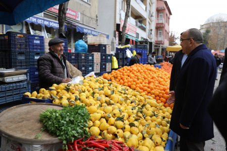 Başkan Adayı Tural Karaağaç Pazarında
