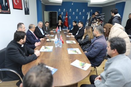 Yıkacağım yapacağım’larla esnafı tedirgin etmeye hakkınız yok