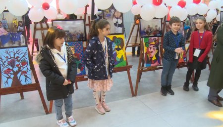 Minik Eller Büyük Düşler resim sergisine davetlisiniz