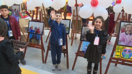 Minik Eller Büyük Düşler resim sergisine davetlisiniz