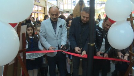 Minik Eller Büyük Düşler resim sergisine davetlisiniz