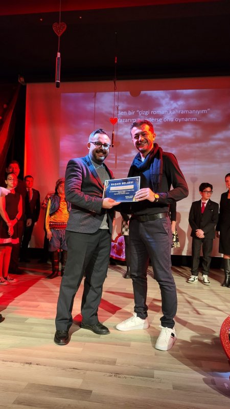 İTO Şehit Mustafa Gözütok Ortaokulundan şiir ziyafeti