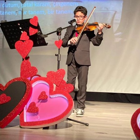 İTO Şehit Mustafa Gözütok Ortaokulundan şiir ziyafeti