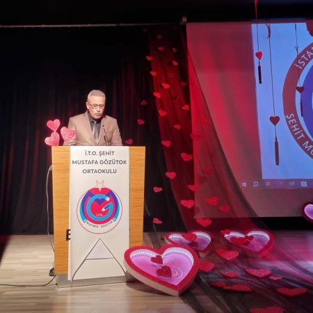 İTO Şehit Mustafa Gözütok Ortaokulundan şiir ziyafeti