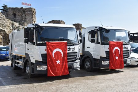 2 adet Mercedes Benz çöp toplama aracı hizmete girdi