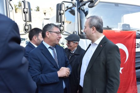 2 adet Mercedes Benz çöp toplama aracı hizmete girdi