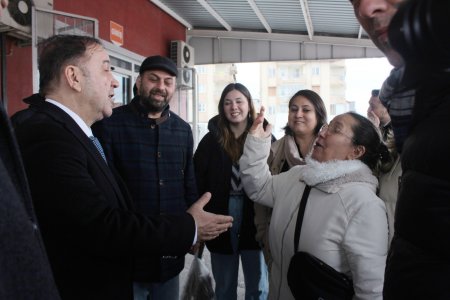 Köy Garajı esnafı Atakan Yazgan'ı bağrına bastı