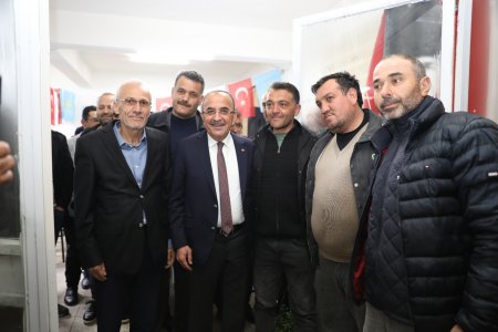 Kaygılanma Gülistan, Ahmet Tural var