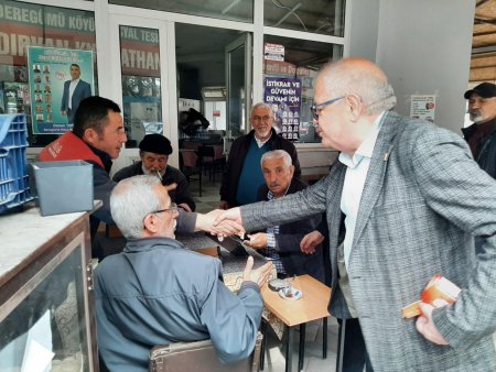 Karış karış geziyorlar