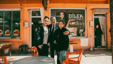Yaşamımdaki tek sevdam Senirkent’i sevmek ve hizmet etmek olmuştur