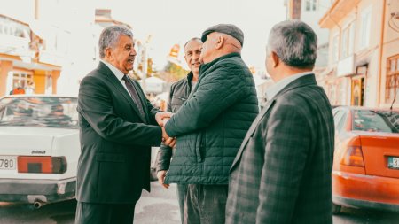 Yaşamımdaki tek sevdam Senirkent’i sevmek ve hizmet etmek olmuştur