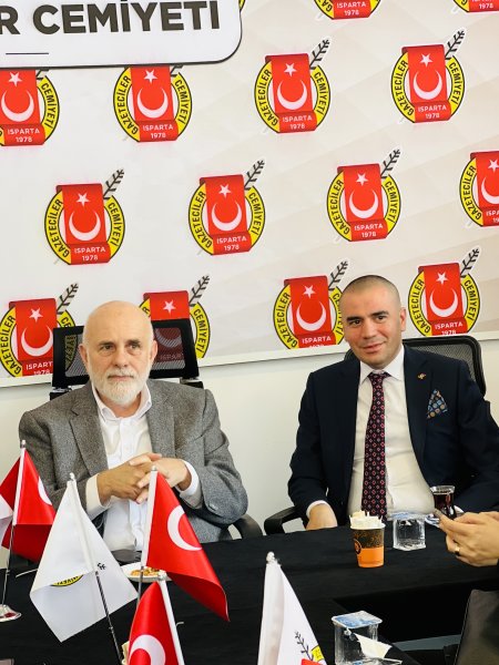 Isparta Eski Milletvekili Bilgiç’ten IGC Soner Toros Basın Merkezi ziyareti