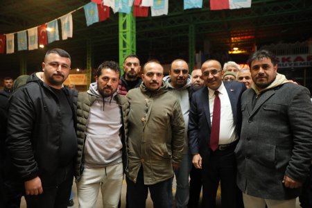 Yedişehitler’de Tural’a sevgi seli   