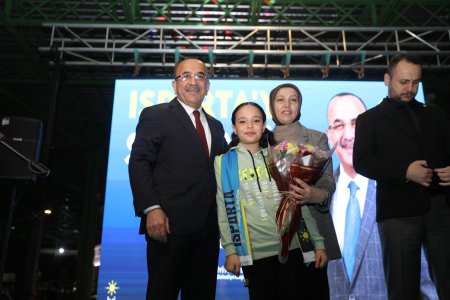 Yedişehitler’de Tural’a sevgi seli   