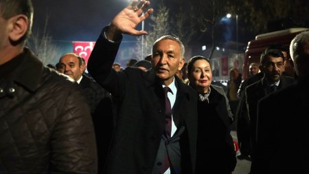 Günaydın Fatih Mahallesi’nde konuştu