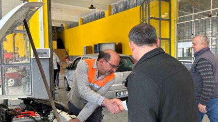 Bağımsız aday Mustafa Dokur Yeni Sanayi Sitesi esnafları ile buluştu