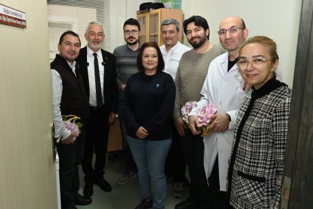 Başdeğirmen çifti sağlıkçıların 14 Mart Tıp Bayramı’nı kutladı
