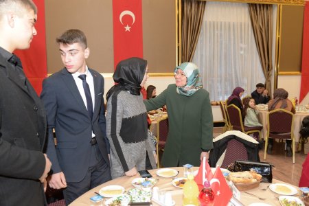 Şehit aileleri ve gazilerle iftarda buluşuldu
