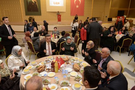 Şehit aileleri ve gazilerle iftarda buluşuldu