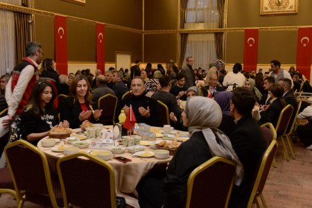 Şehit aileleri ve gazilerle iftarda buluşuldu