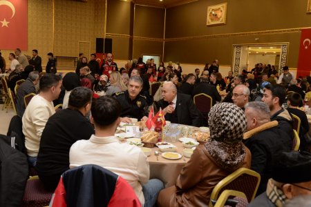Şehit aileleri ve gazilerle iftarda buluşuldu