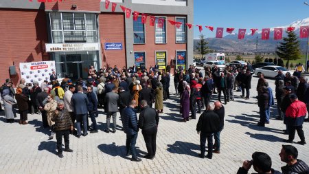 Mahalle sakinlerinden Başkan Başdeğirmen’e teşekkür