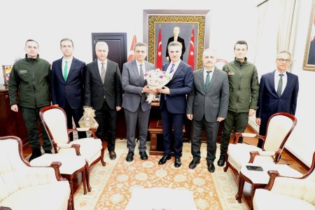  Isparta'da 2.500 fidan toprakla buluşturuldu