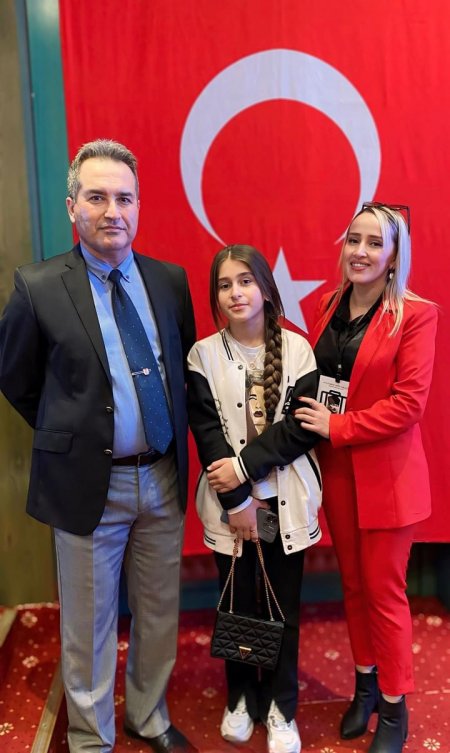 Atatürk’e Vefa Valizi sergisine katıldılar