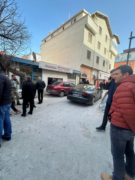 MHP Meclis üyesi adayının gazetesine polis baskını