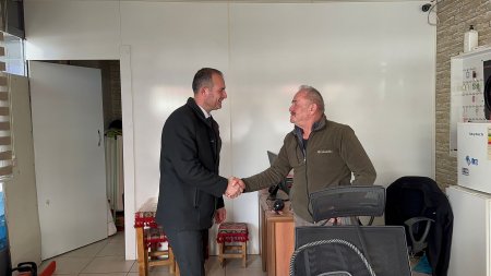 Dokur Kafeler Caddesi esnafını ziyaret etti
