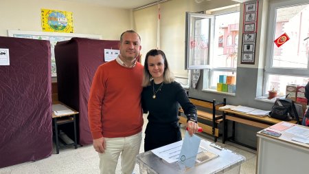 Bağımsız Aday Dokur oyunu kullandı