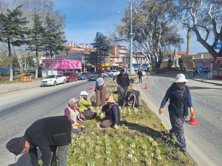 Başkan Mustafa Özer göreve hızlı başladı